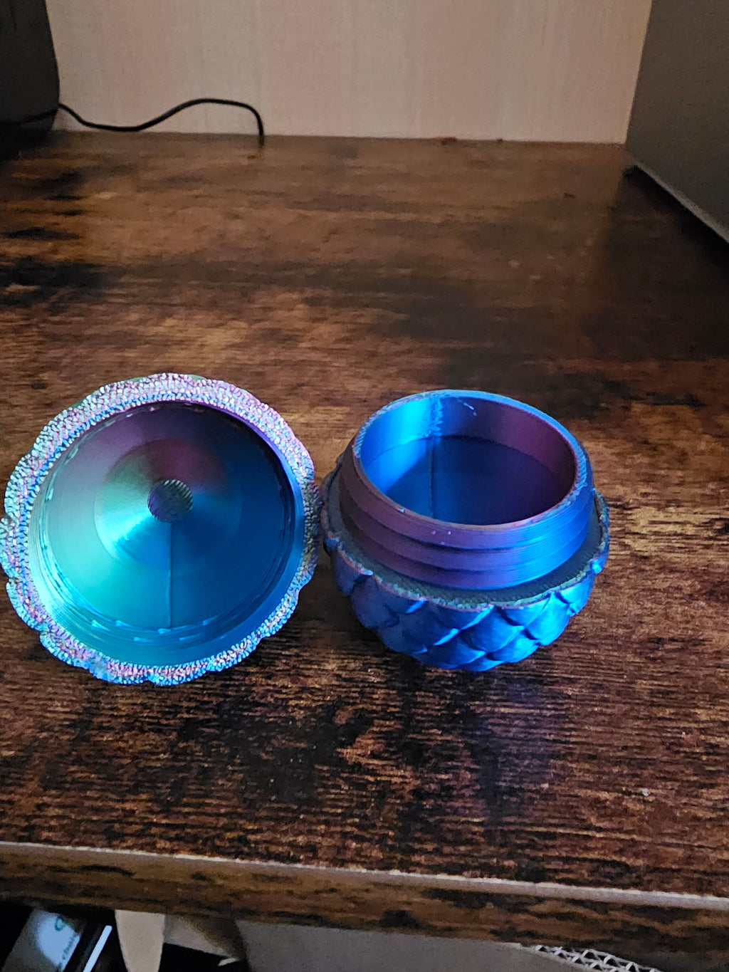 Small dragon egg containers (3 eggs)
