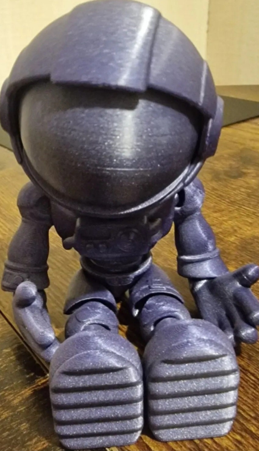 Out-of-This-World Decor: Quirky 3D-Printed Astronaut Figure