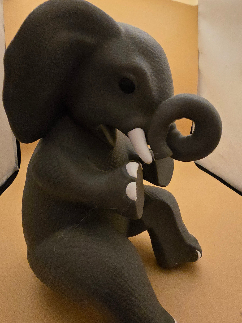 3D printed elephant bottle holder