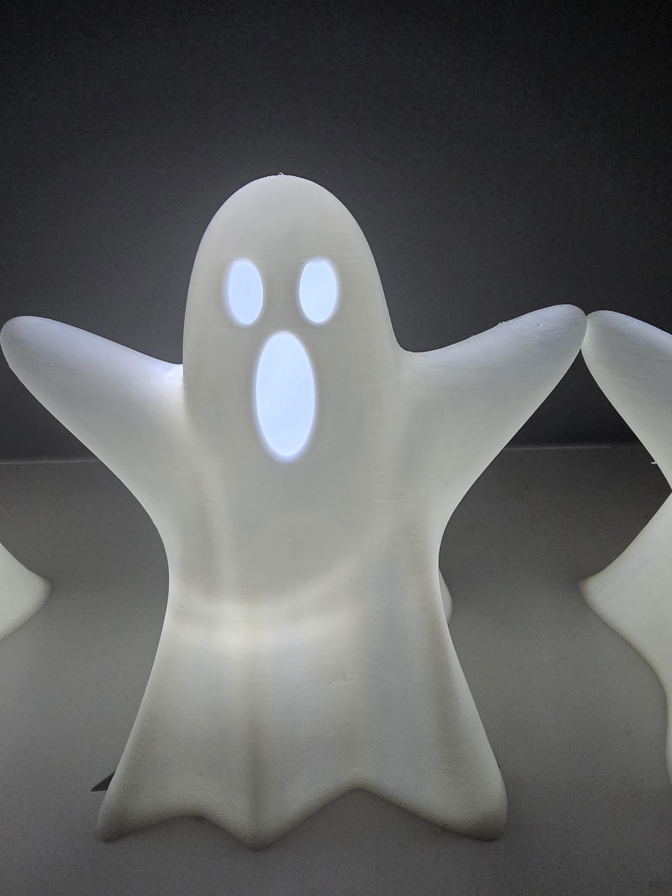 light up ghost figures 3D printed halloween decor (set of 3)