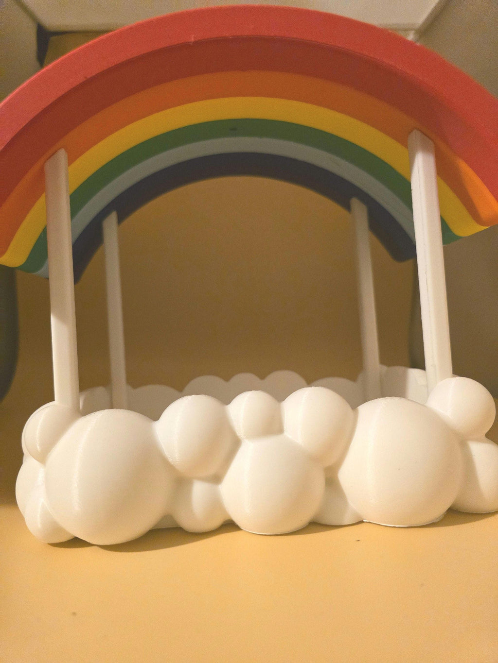 Large rainbow style bird feeder/wildlife feeder