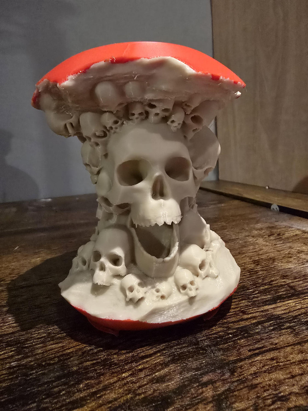 3D Printed Apple with Skulls