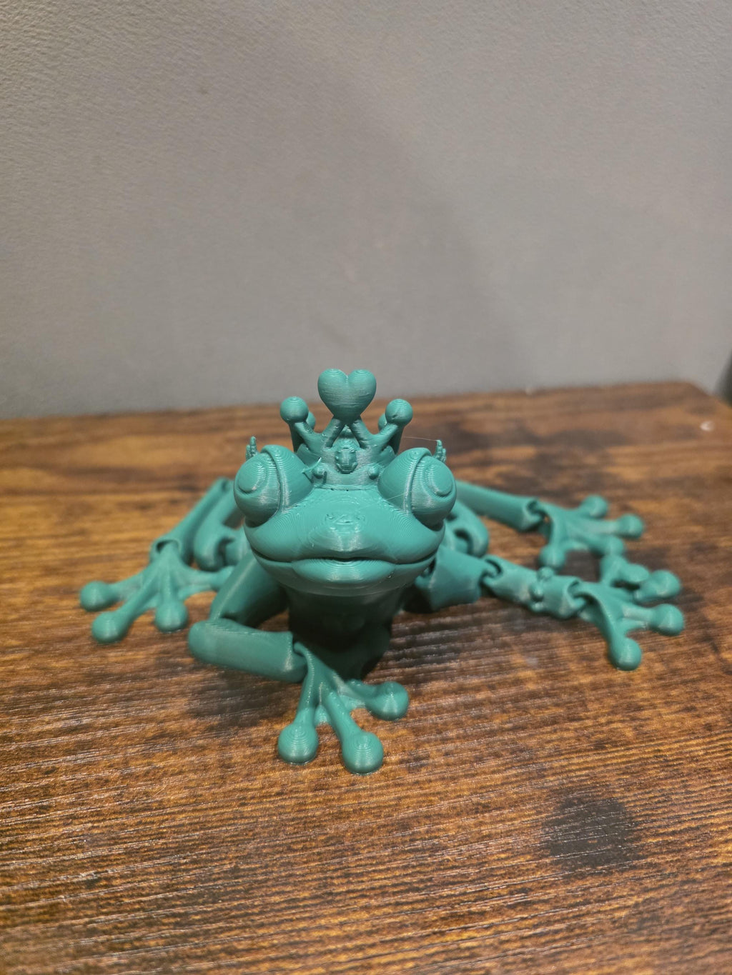 3D printed articulated princess frog