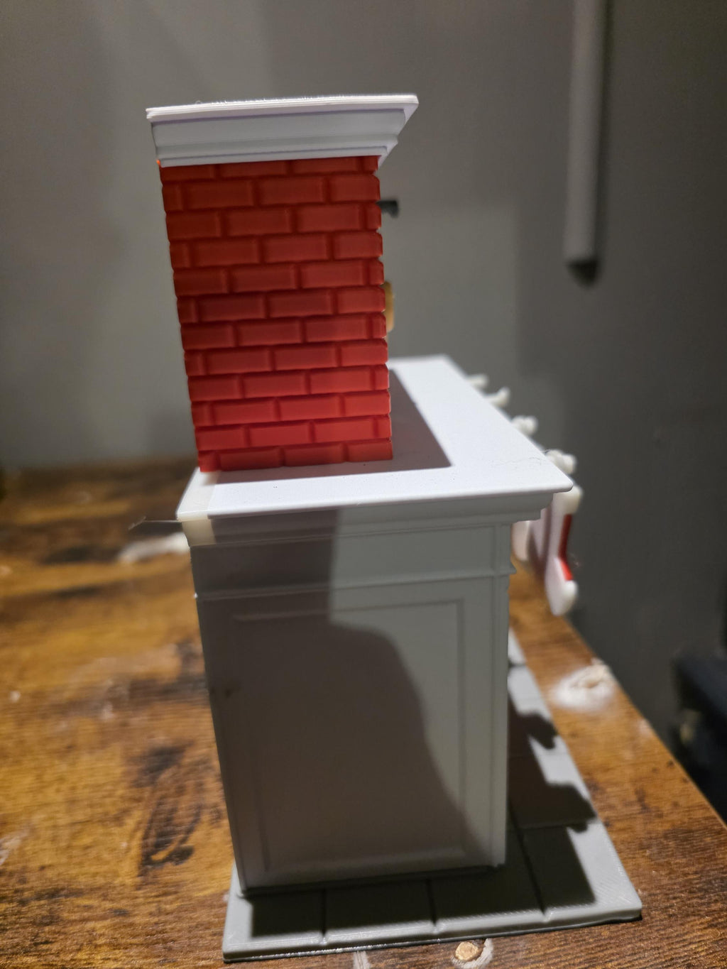 3D Printed Christmas Fireplace Scene with Flickering Tea Light