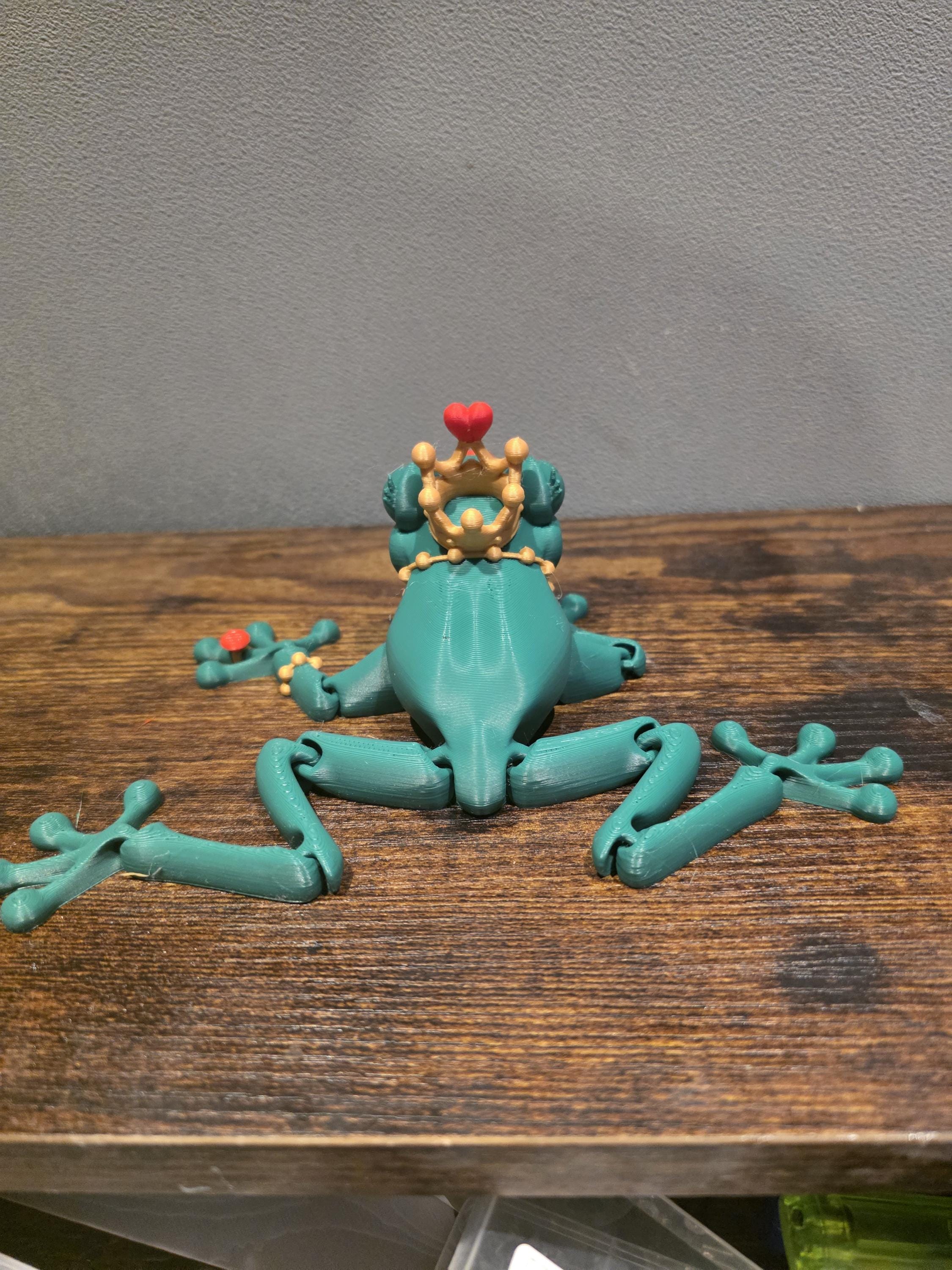 3D printed articulated princess frog