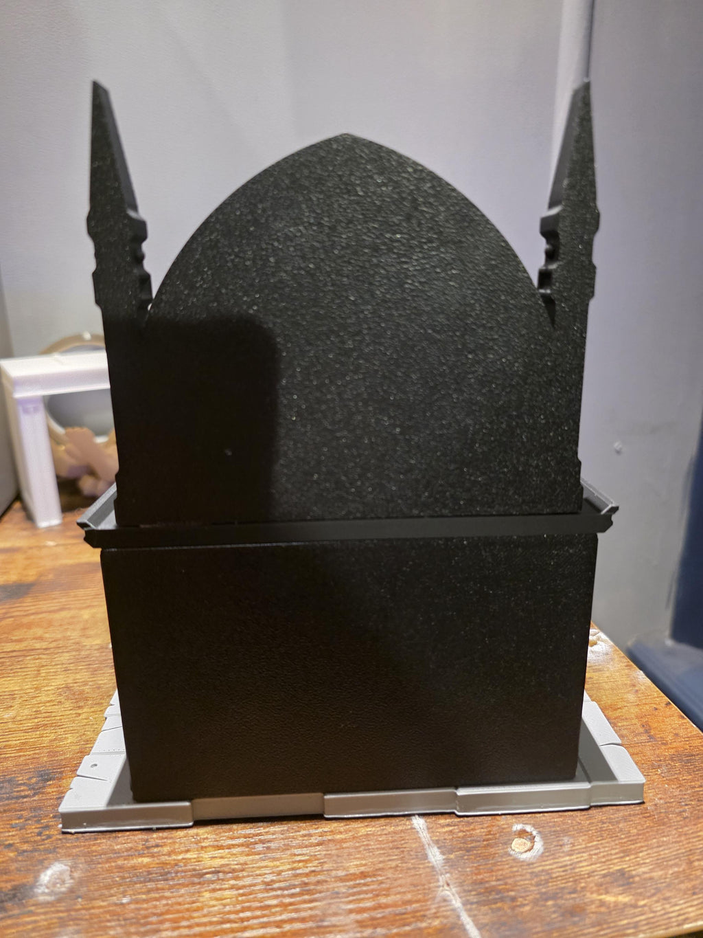 3D printed halloween gothic fireplace with light