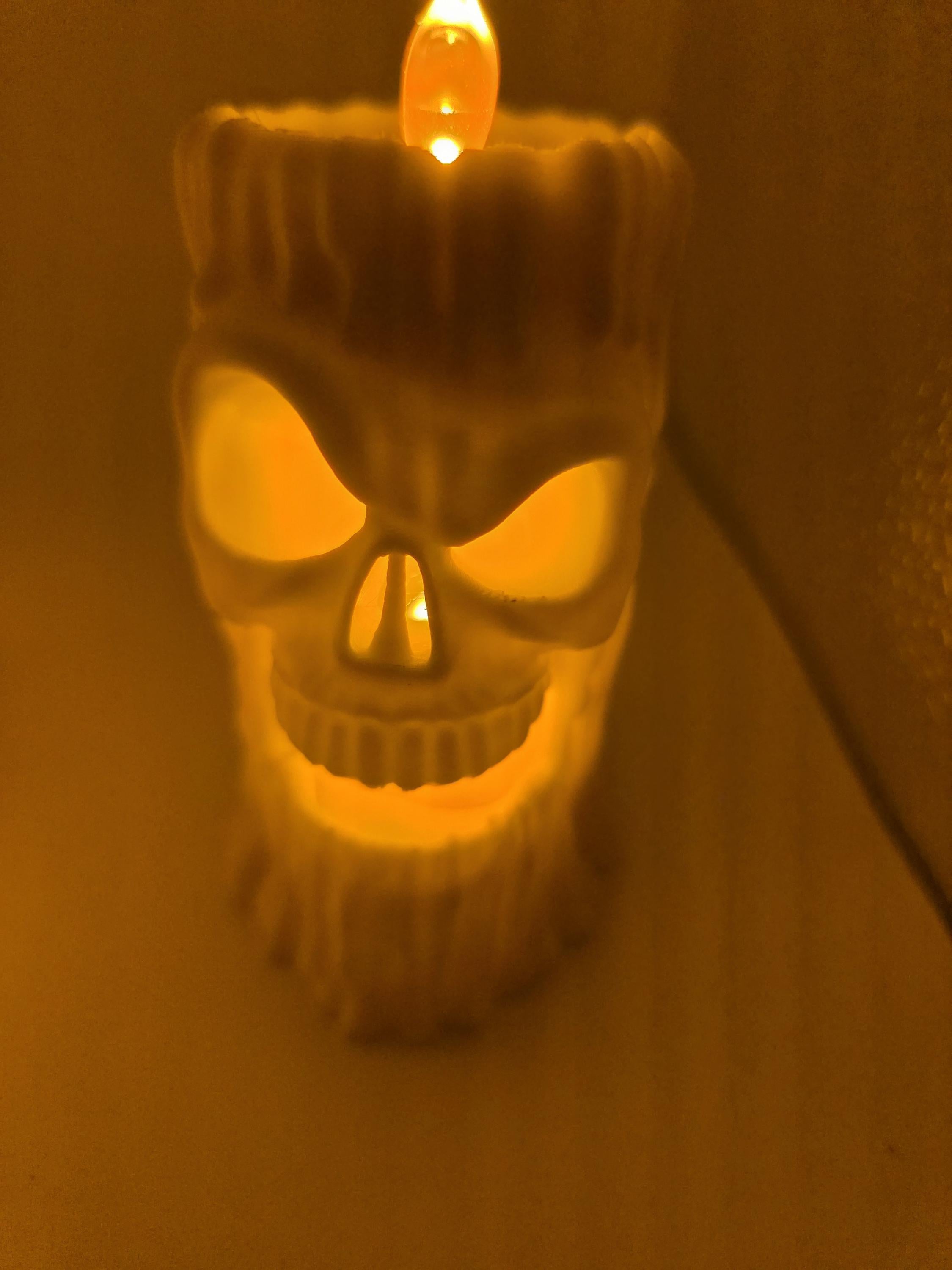 Set of 3 creepy faced candles