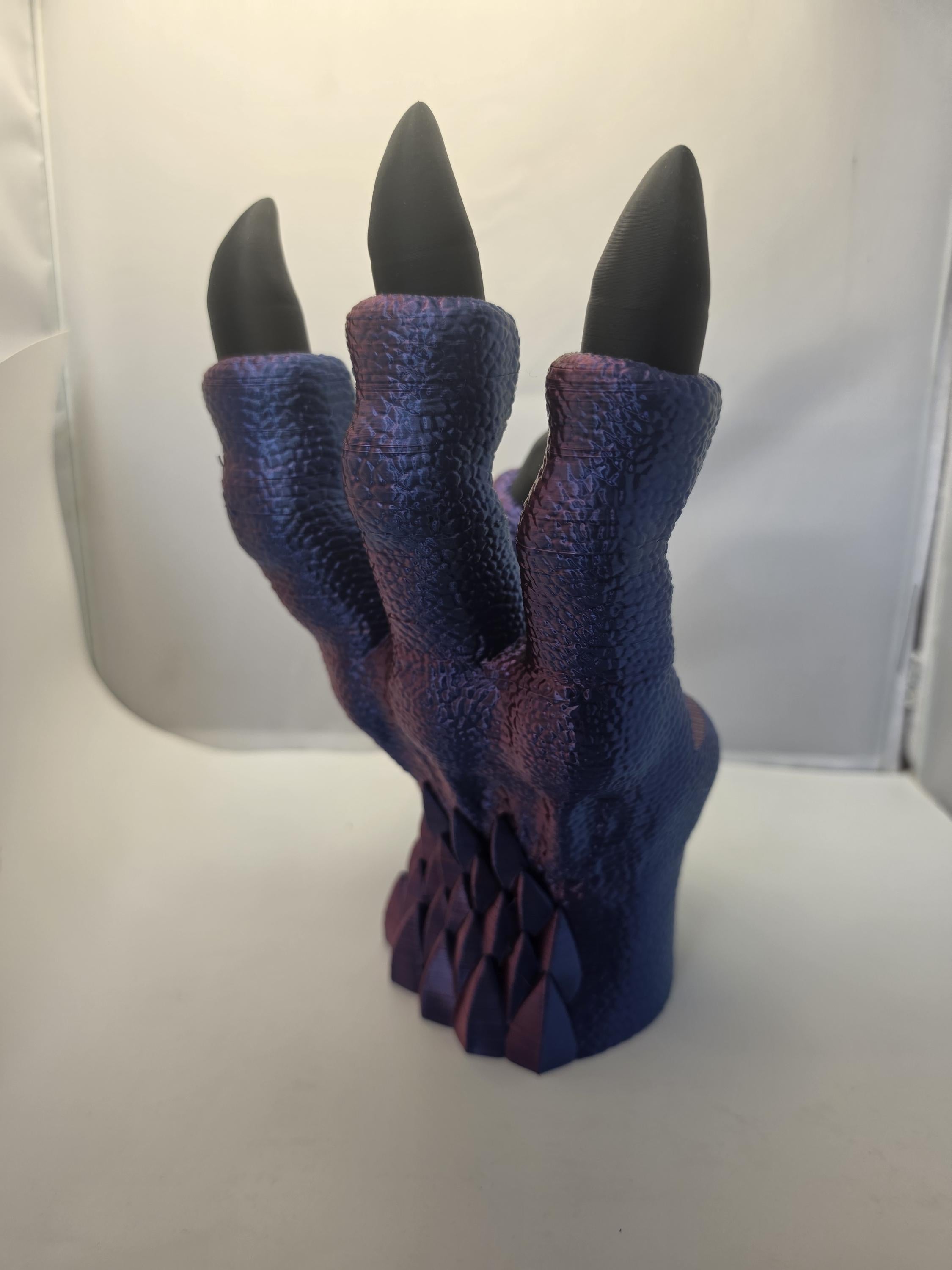 3D printed dragon claw book holder/stand 12 inch