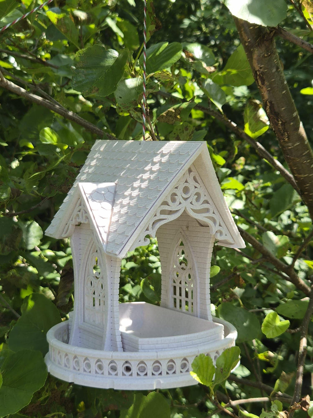 3D printed gothic style bird feeder